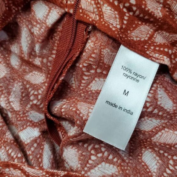 Maurices Women’s Maxi Skirt Size M Rust Geometric Boho Print 100% Rayon Side Zip - Picture 5 of 6